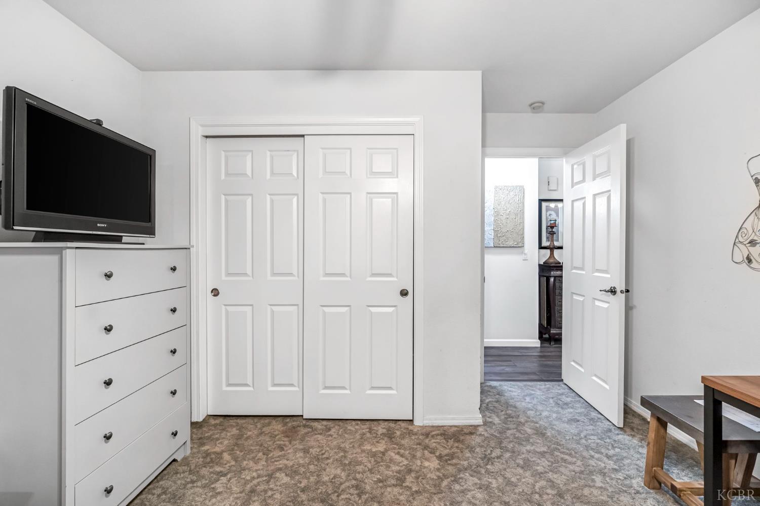 1405 Lincoln Ln, Lemoore, CA 93245