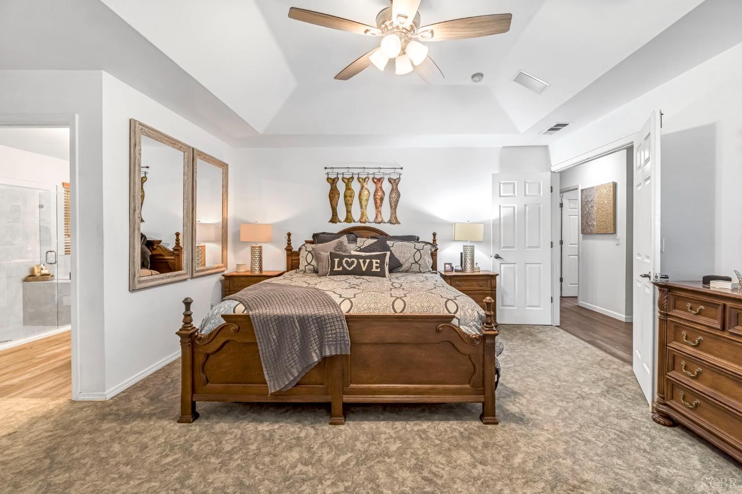 1405 Lincoln Ln, Lemoore, CA 93245