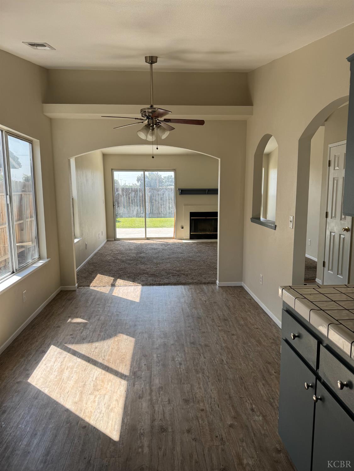 1205 Hawthorn St, Hanford, CA 93230