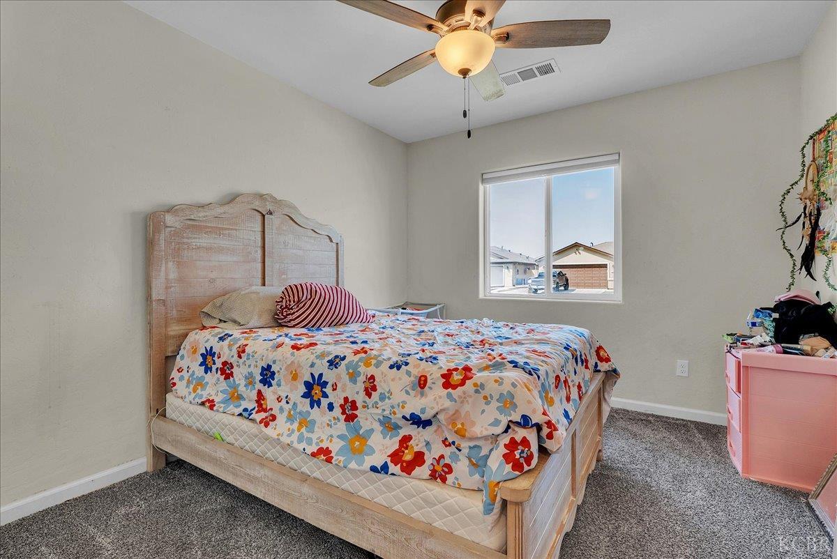 2439 Madeline Dr, Hanford, CA 93230