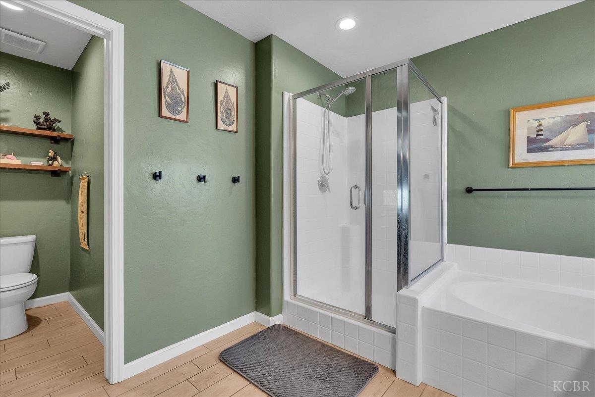 2439 Madeline Dr, Hanford, CA 93230