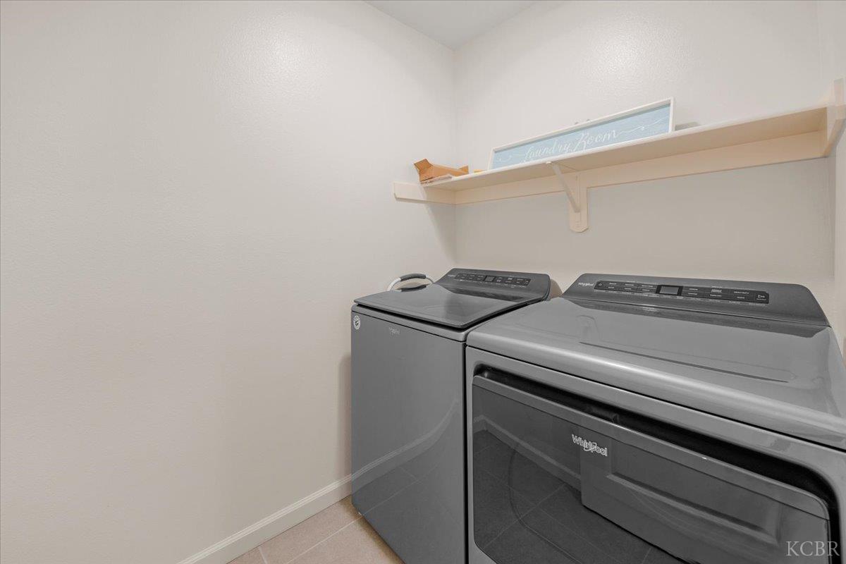 2216 Chism Ave, Tulare, CA 93274