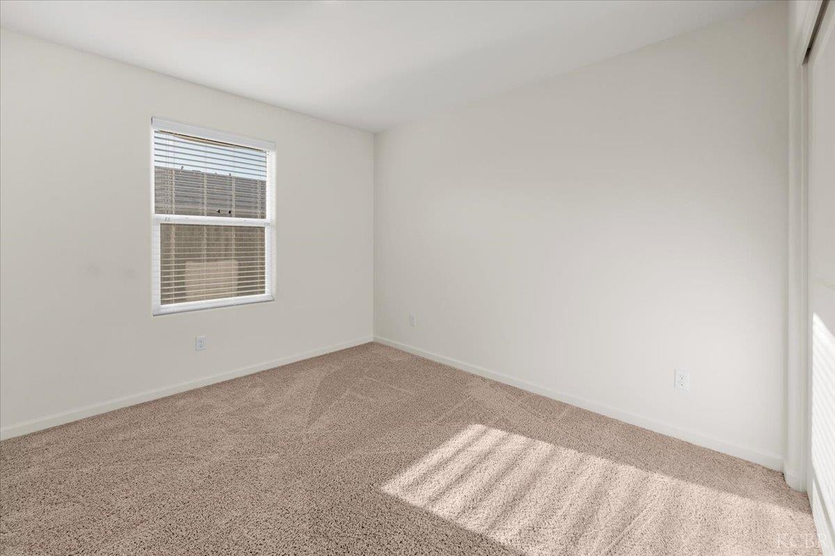 2216 Chism Ave, Tulare, CA 93274