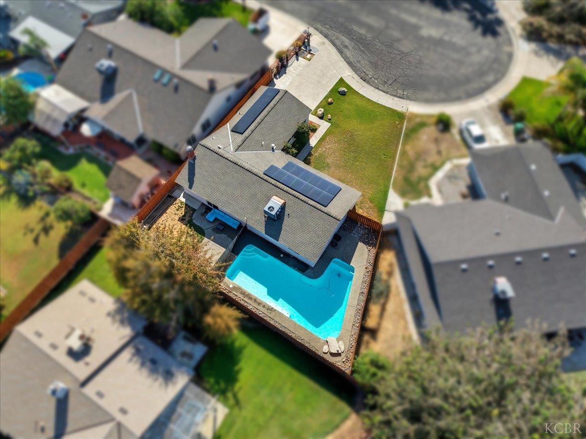 2123 Cottonwood Ct, Hanford, CA 93230