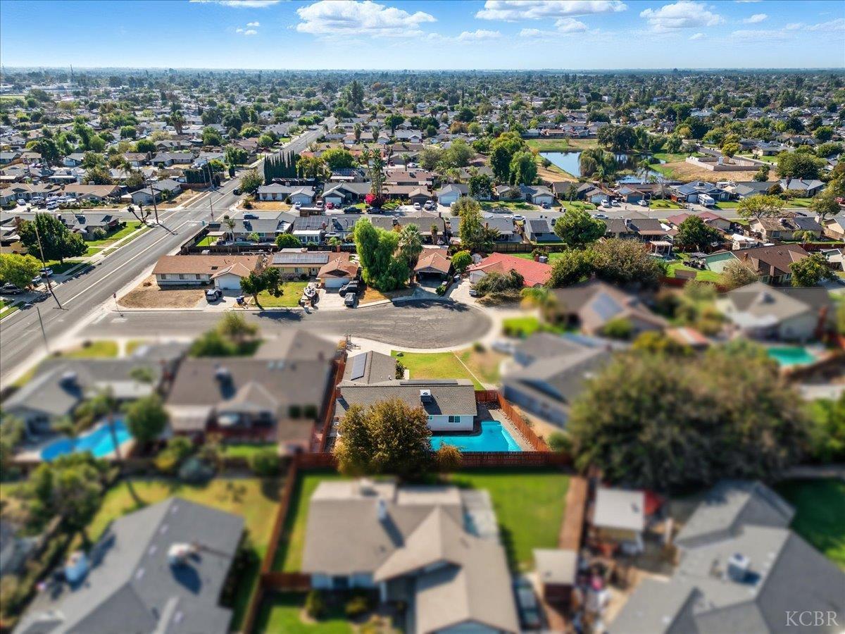 2123 Cottonwood Ct, Hanford, CA 93230