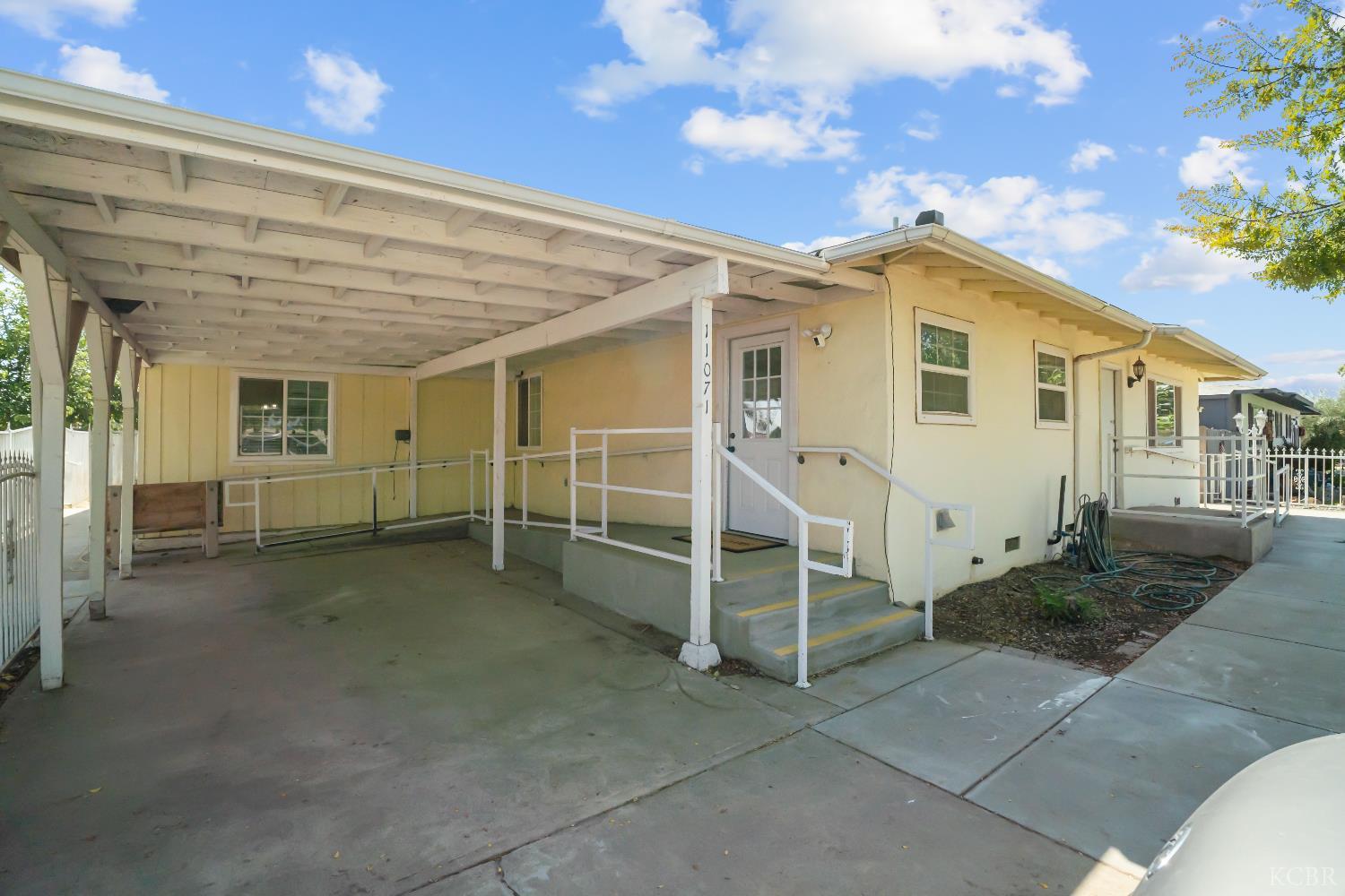 11071 Hume Ave, Hanford, CA 93230