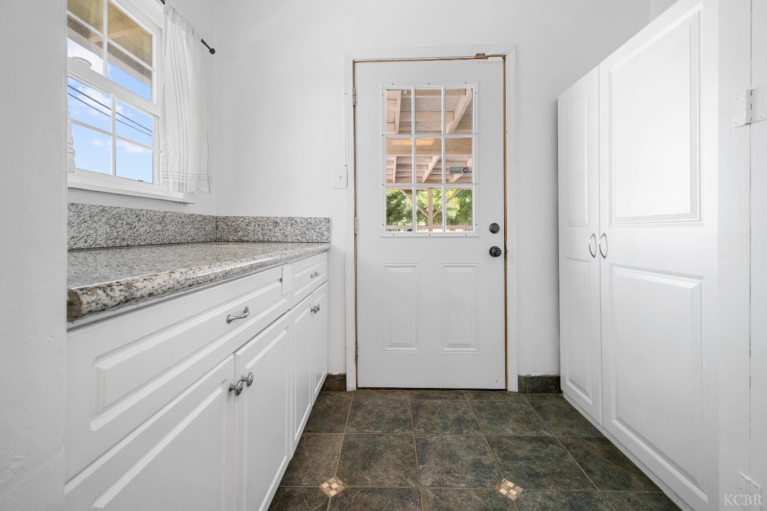 11071 Hume Ave, Hanford, CA 93230