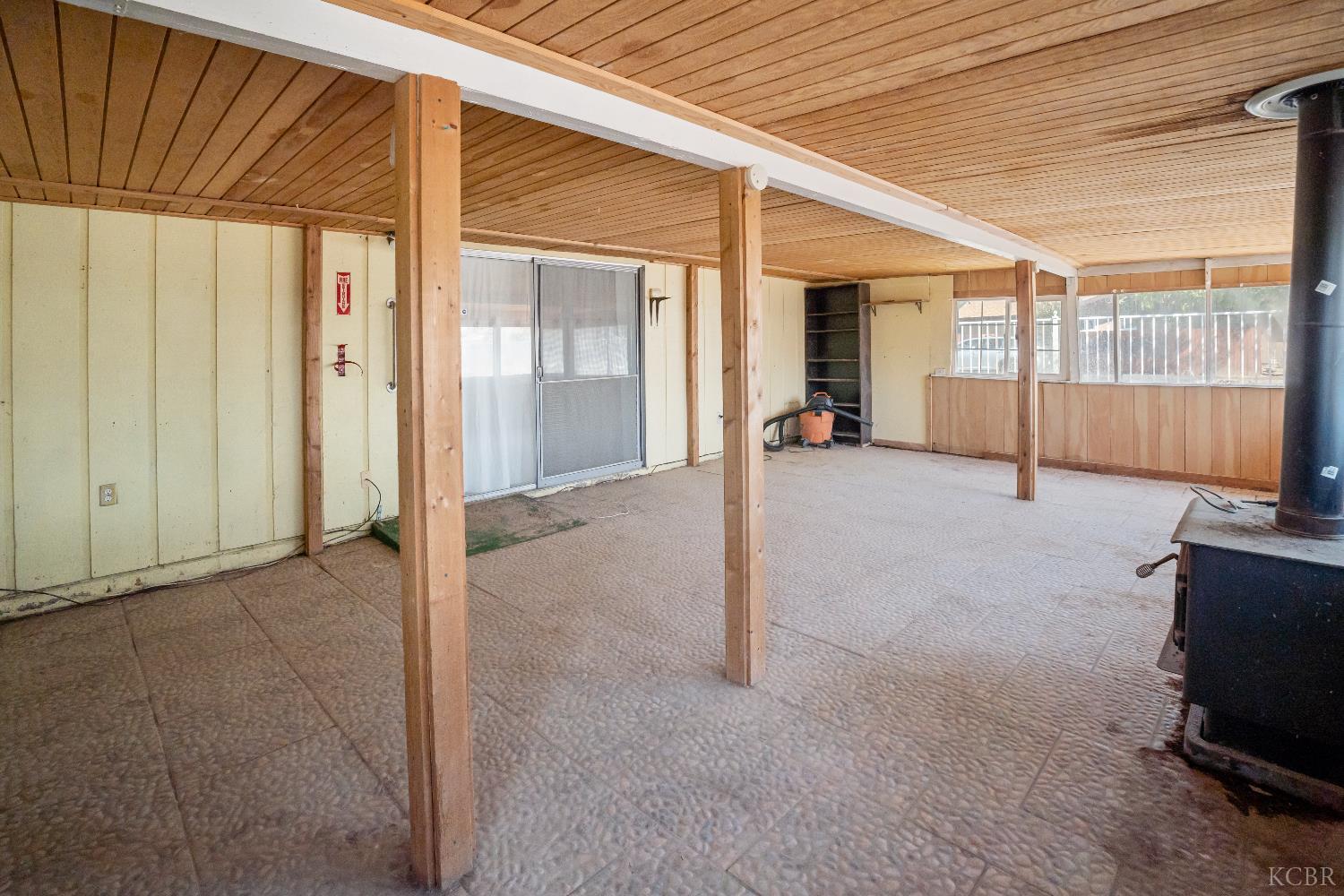 11071 Hume Ave, Hanford, CA 93230