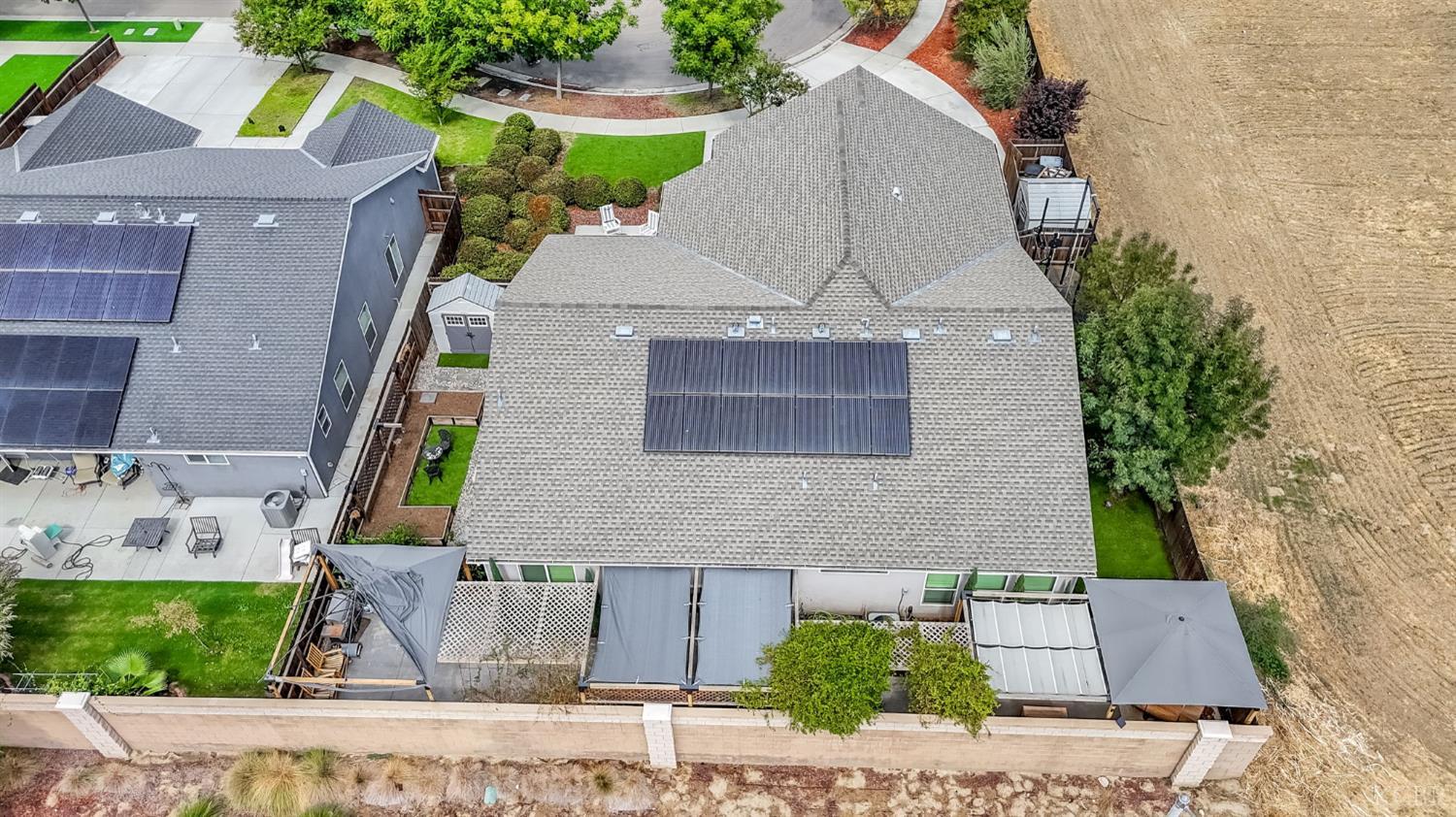 2255 W Queens Way W, Hanford, CA 93230