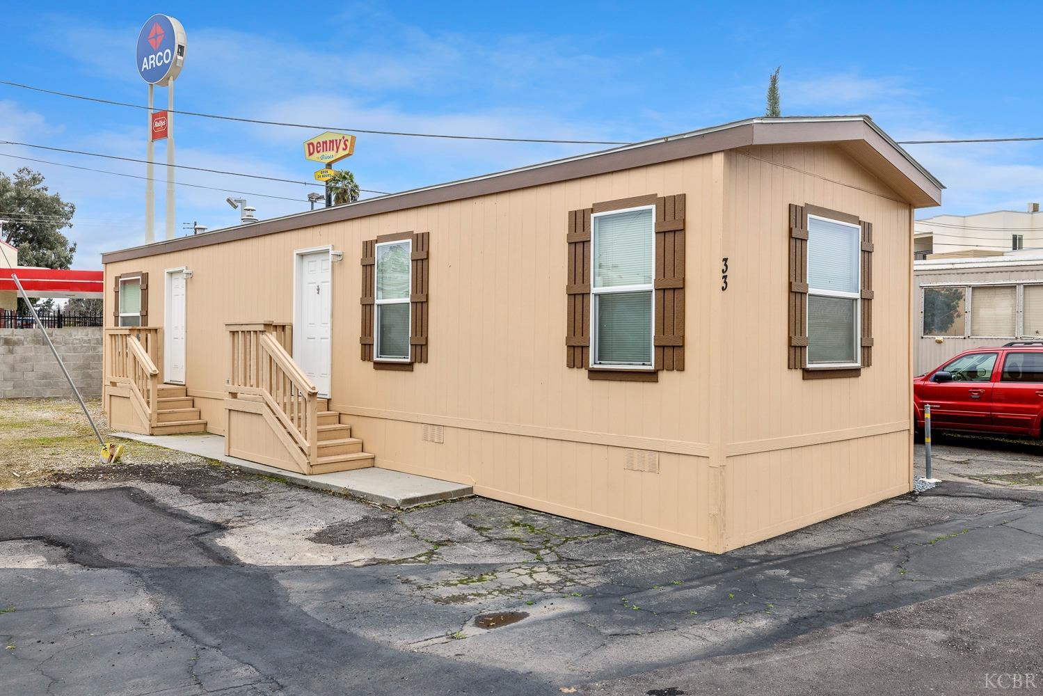 1719 33 W Olive Ave, Fresno, CA 93728