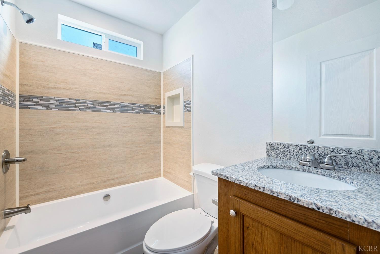 1719 37 W Olive Ave, Fresno, CA 93728