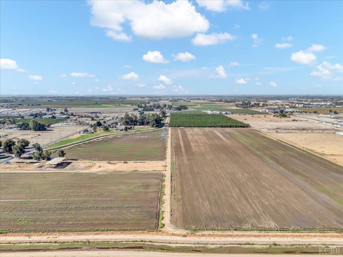 11301 13th Ave, Hanford, CA 93230