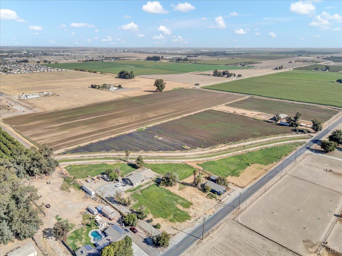 11301 13th Ave, Hanford, CA 93230