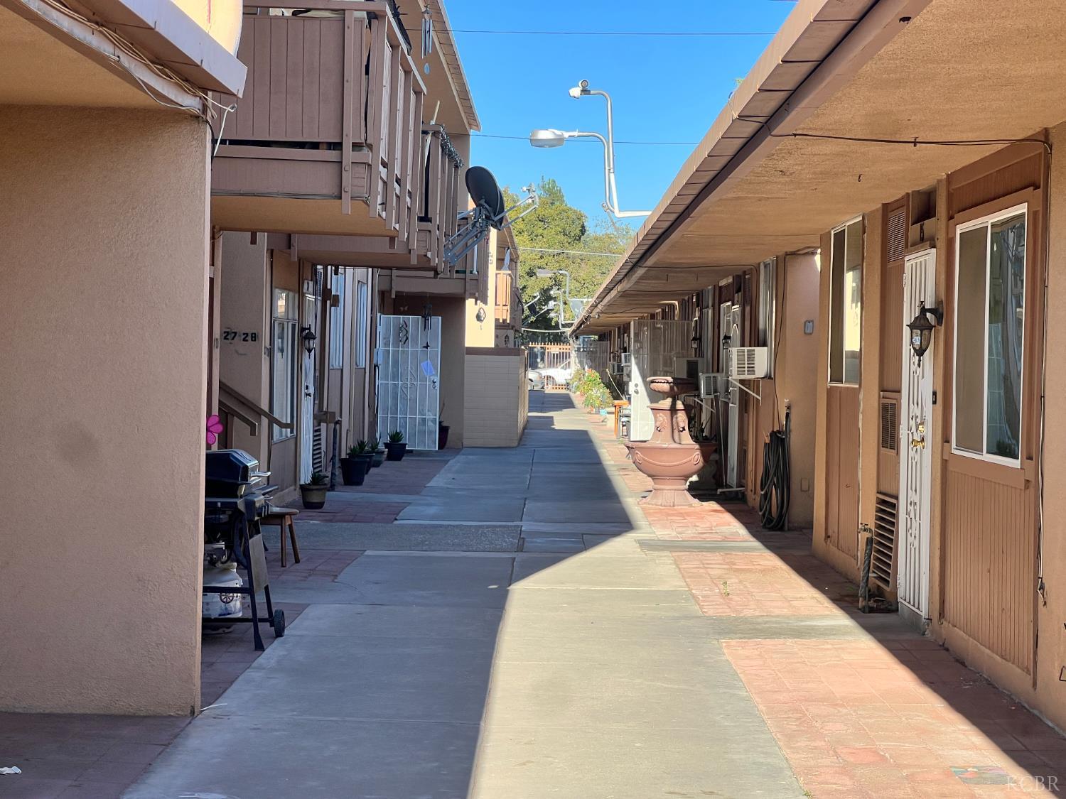 315 W Florinda St, Hanford, CA 93230