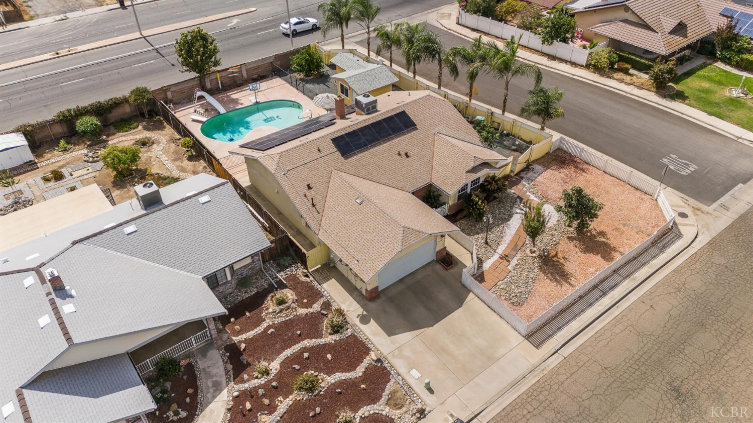 2179 W Della, Porterville, CA 93257