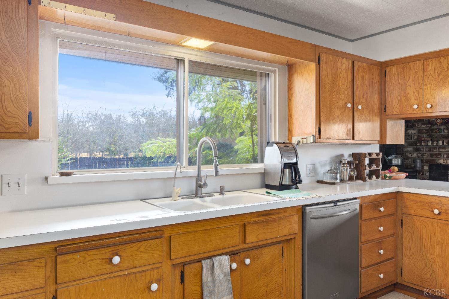 14331 Fargo Ave, Hanford, CA 93230