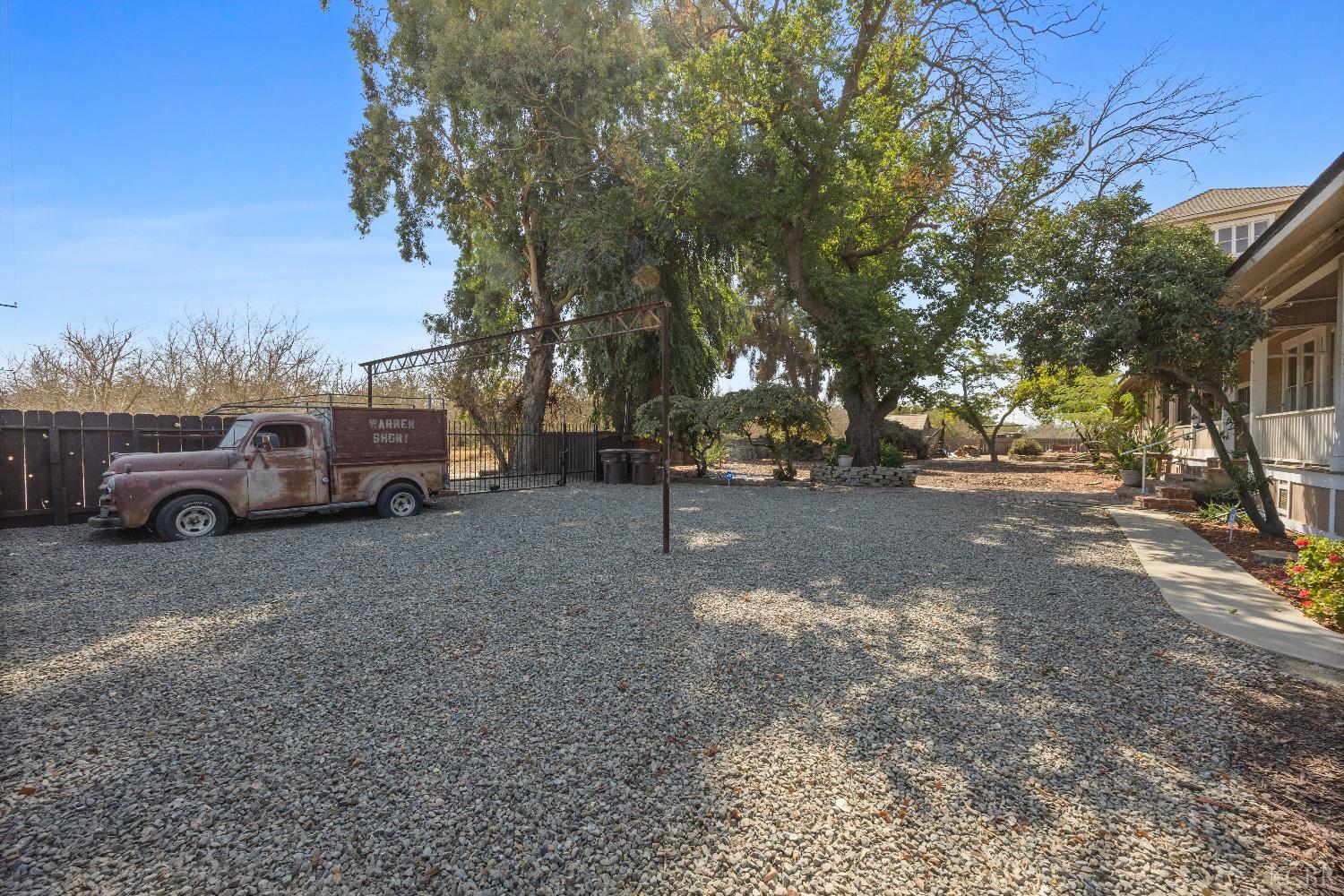 14331 Fargo Ave, Hanford, CA 93230