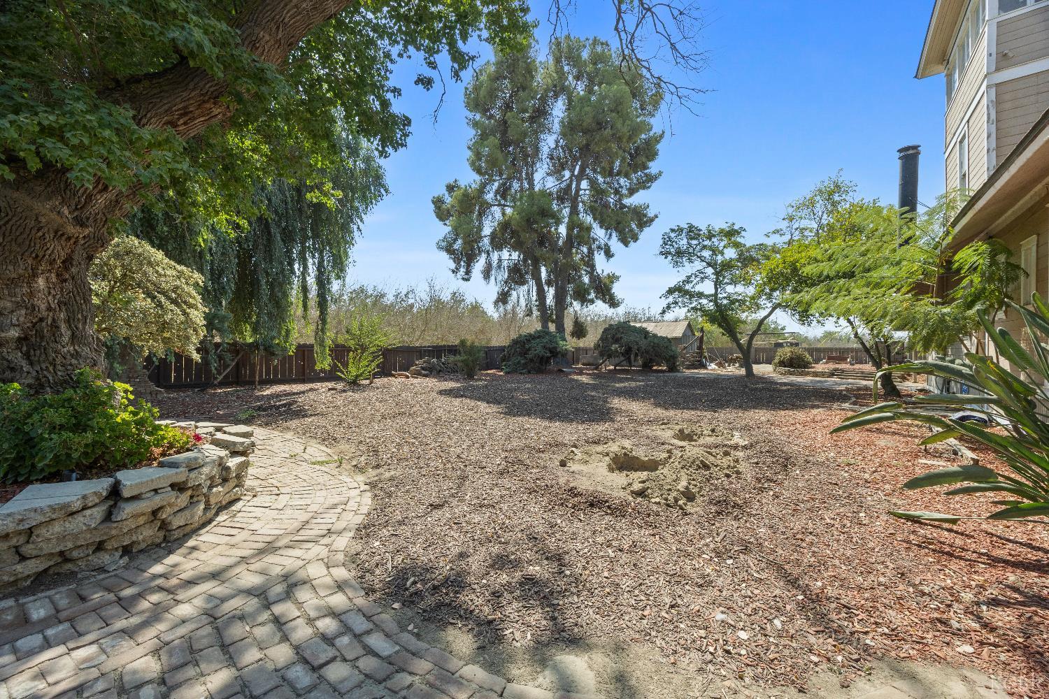 14331 Fargo Ave, Hanford, CA 93230