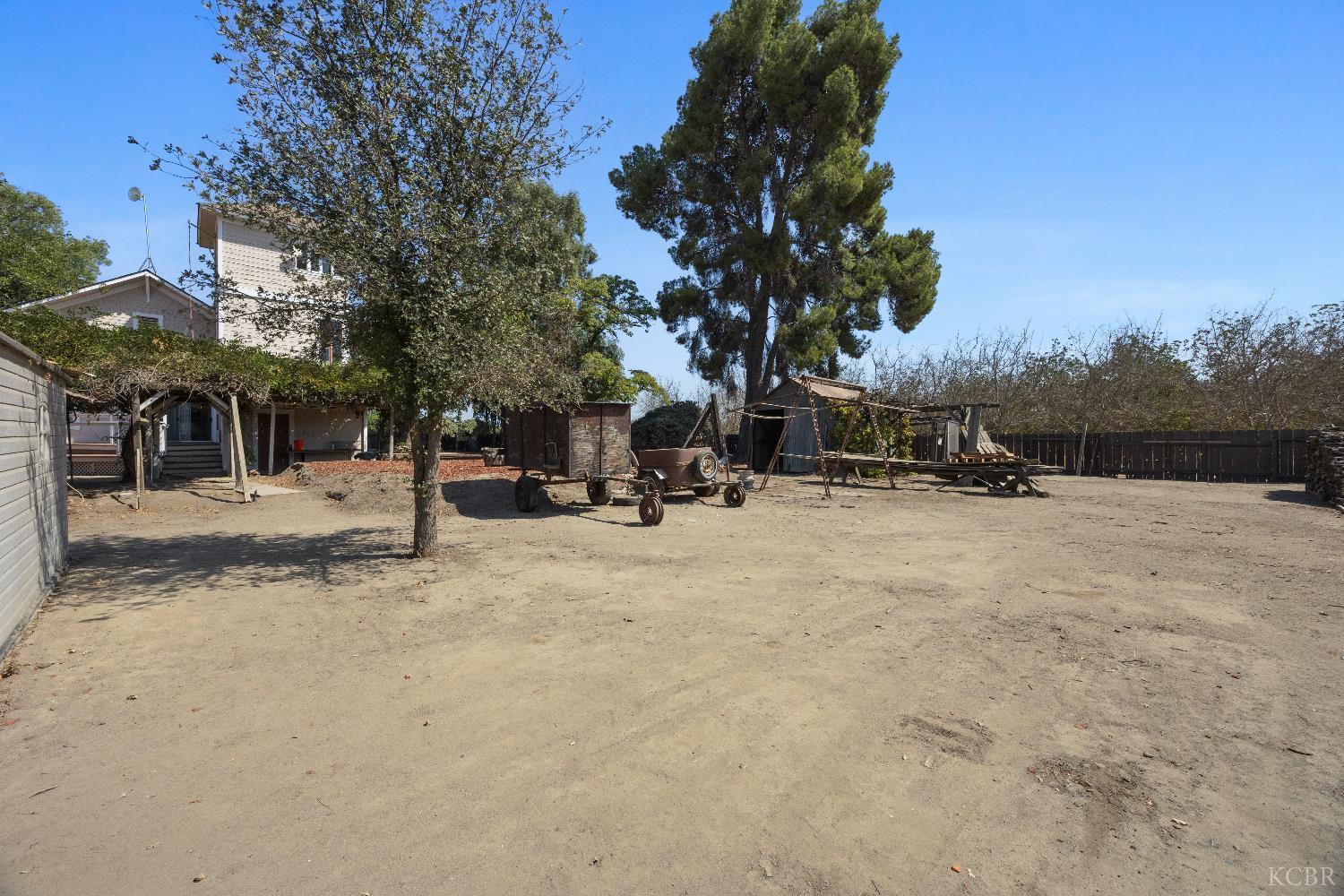 14331 Fargo Ave, Hanford, CA 93230