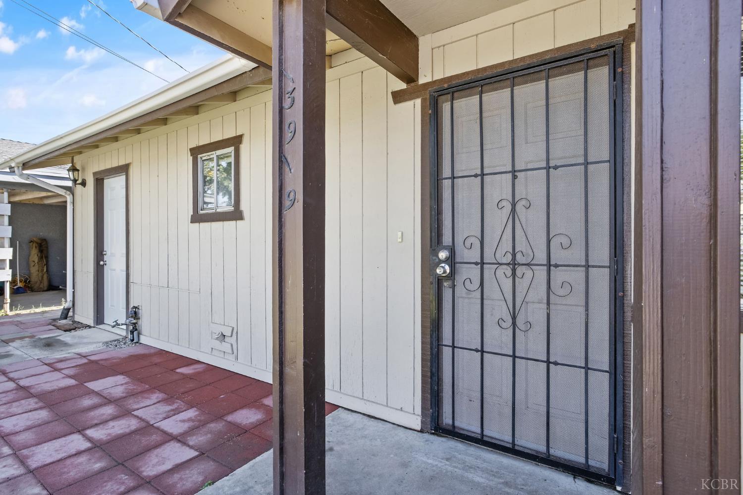 13919 Highway Ave, Armona, CA 93202