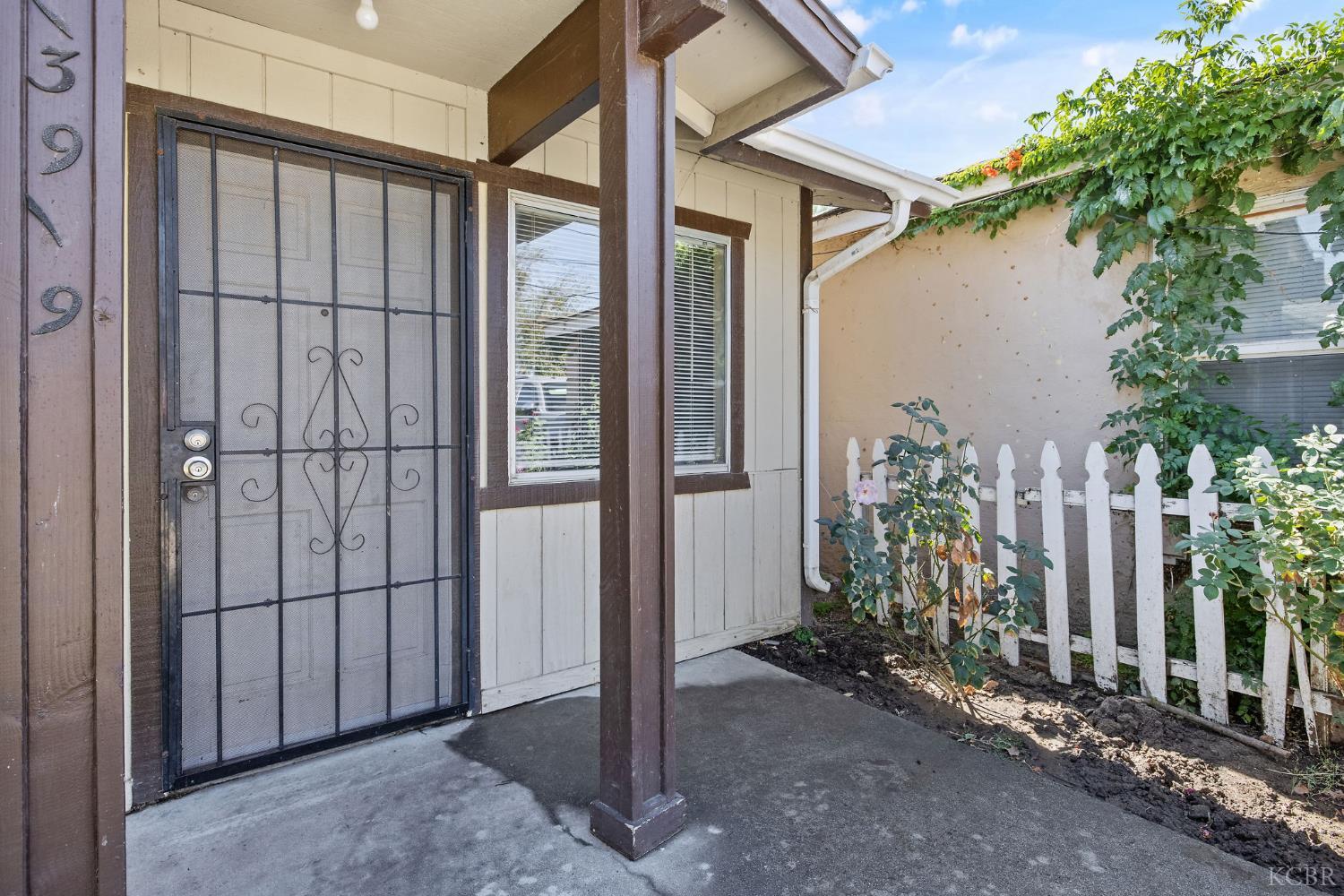 13919 Highway Ave, Armona, CA 93202