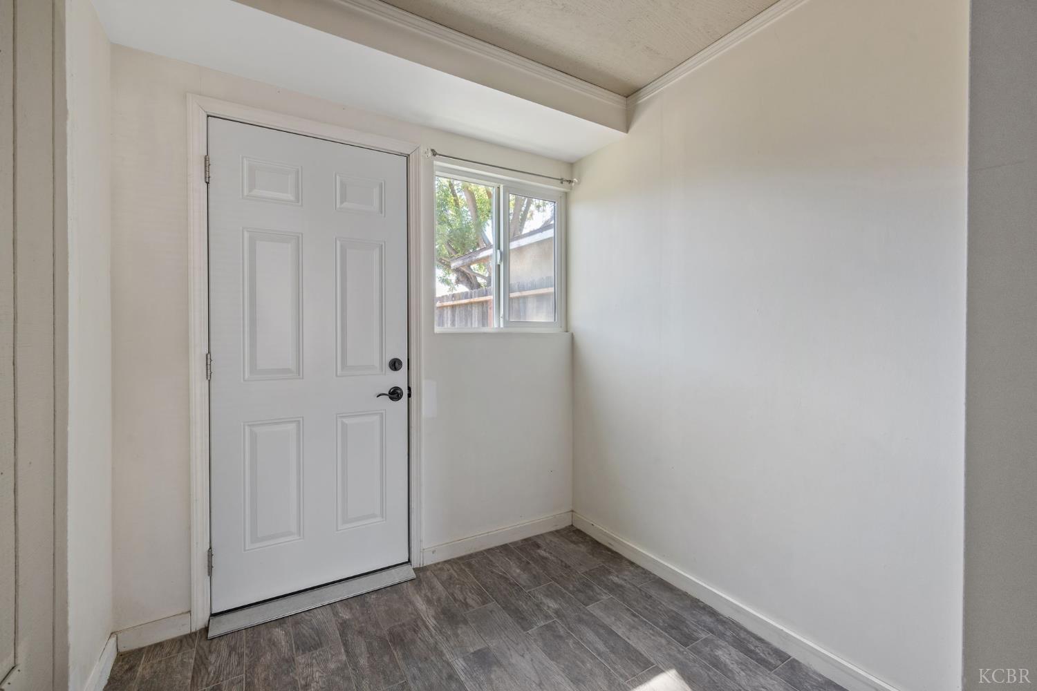 13919 Highway Ave, Armona, CA 93202