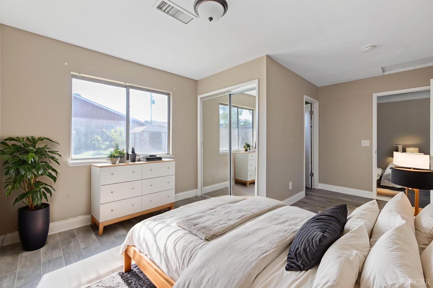 13919 Highway Ave, Armona, CA 93202