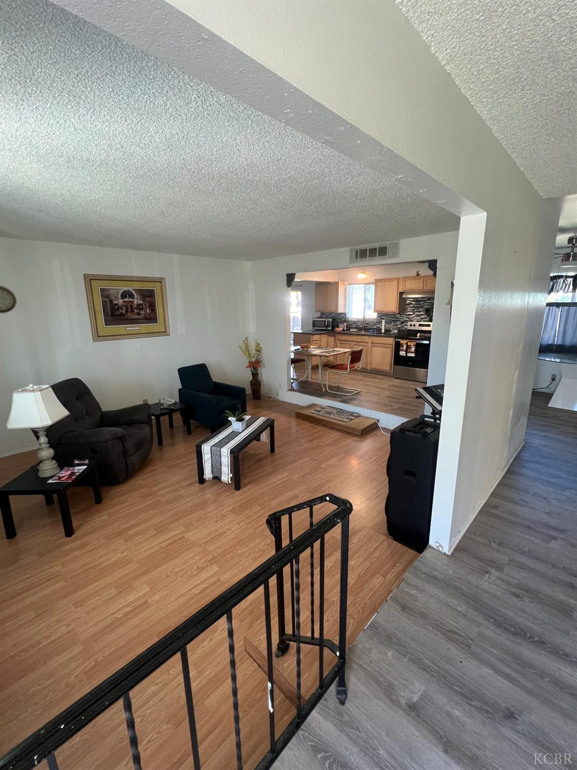 108 W Deodar, Lemoore, CA 93245