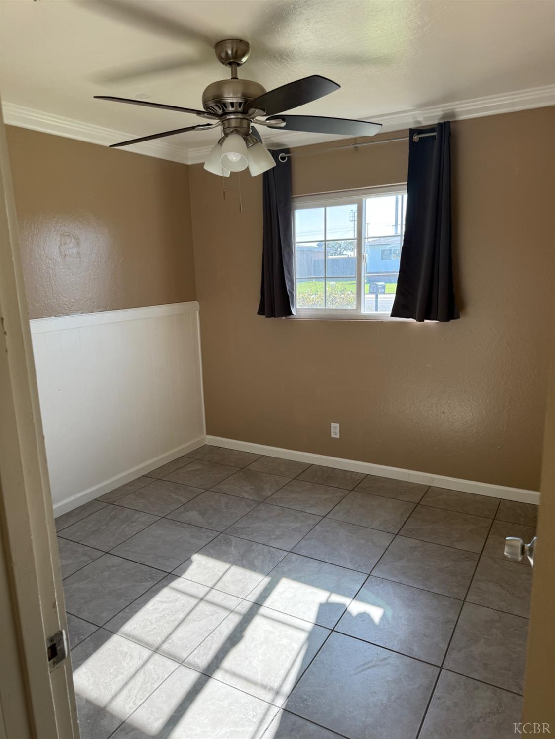 8586 Curtis St, Hanford, CA 93230