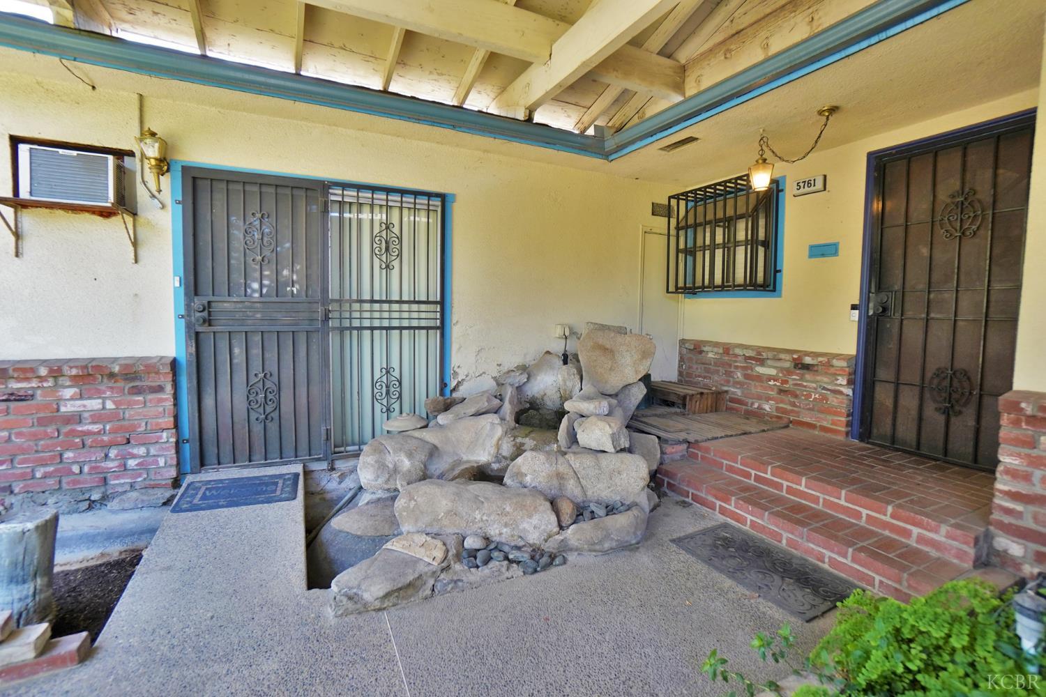 5761 N Orchard St N, Fresno, CA 93710