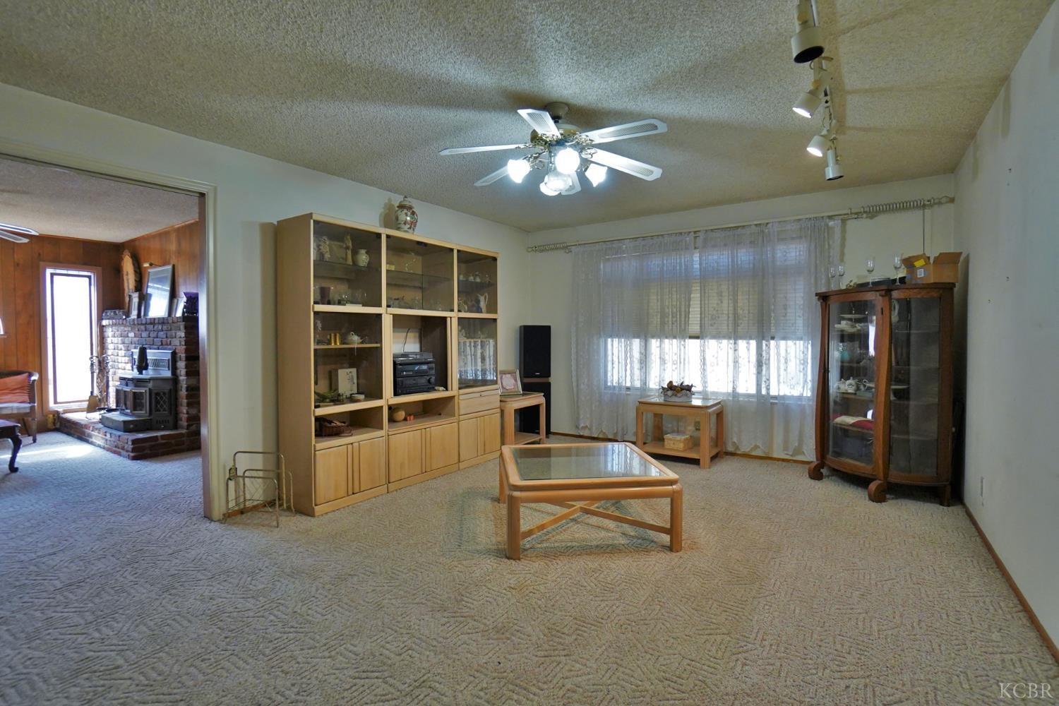 5761 N Orchard St N, Fresno, CA 93710