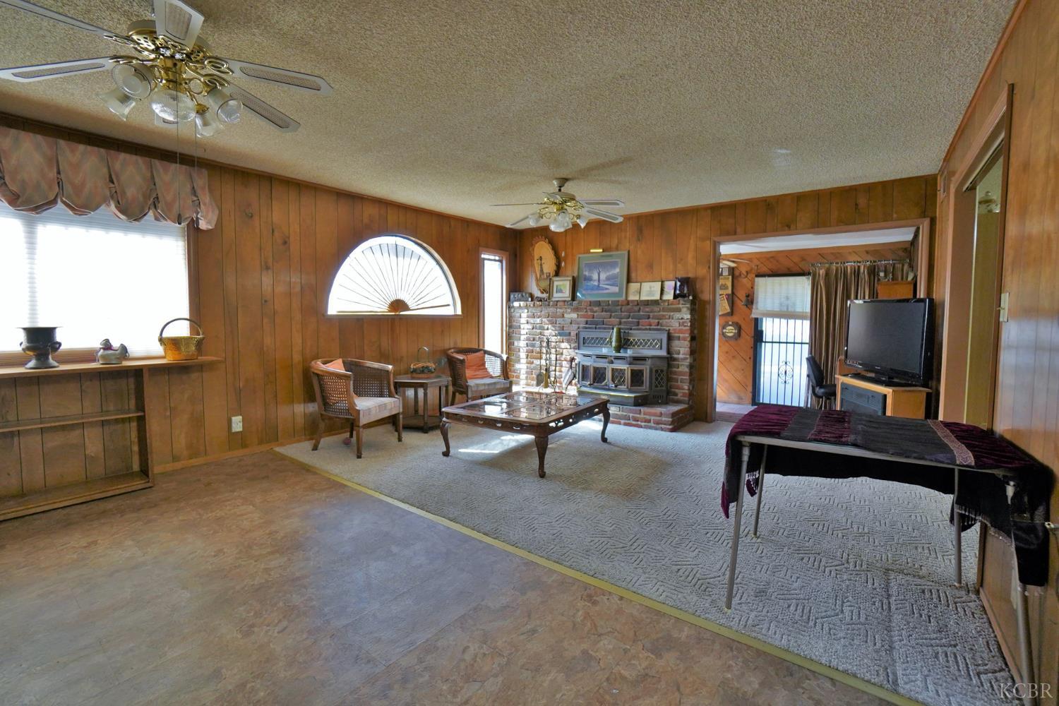 5761 N Orchard St N, Fresno, CA 93710