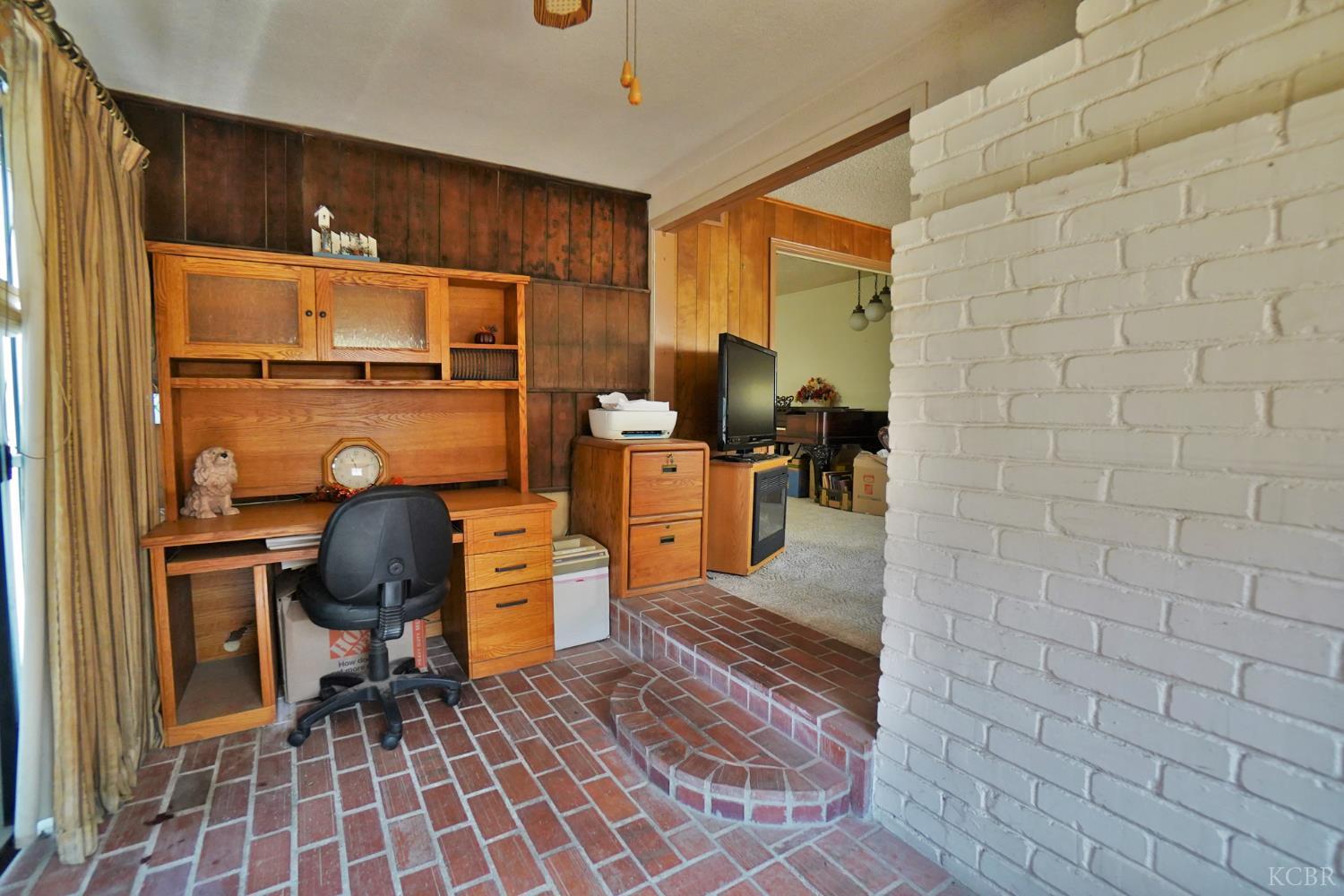 5761 N Orchard St N, Fresno, CA 93710