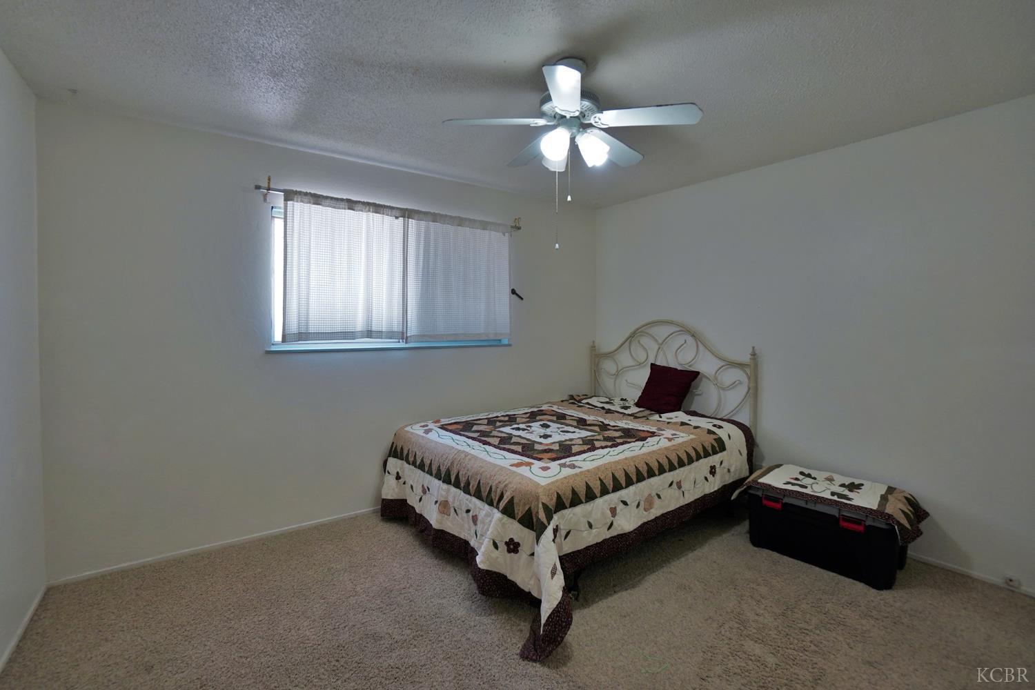 5761 N Orchard St N, Fresno, CA 93710