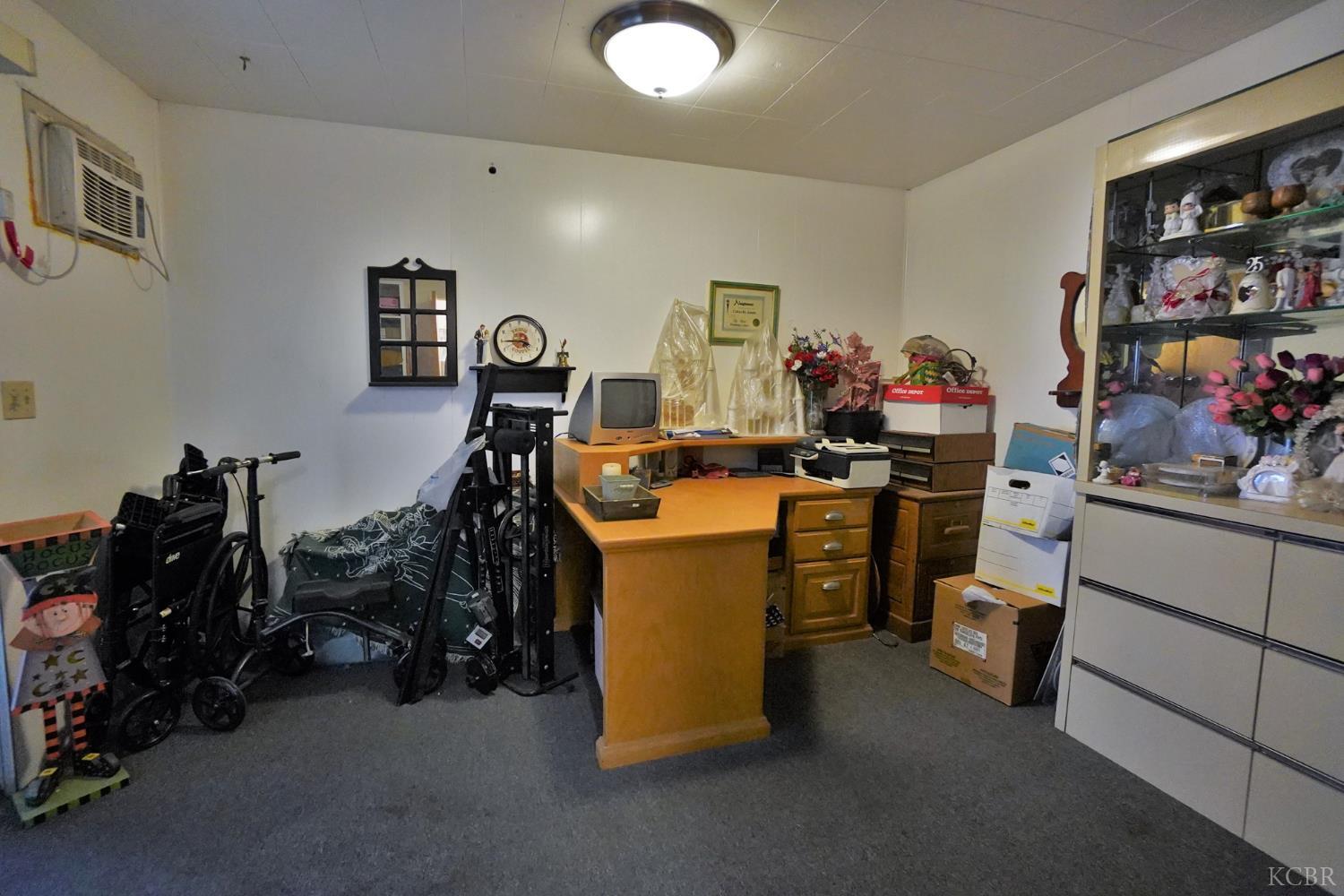 5761 N Orchard St N, Fresno, CA 93710