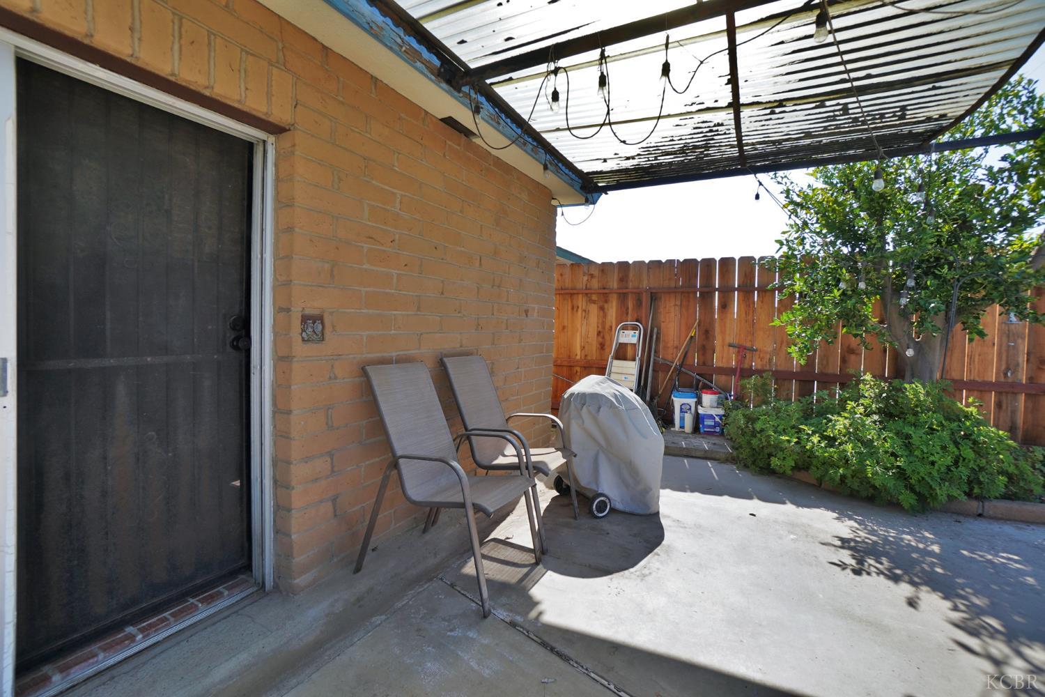 5761 N Orchard St N, Fresno, CA 93710