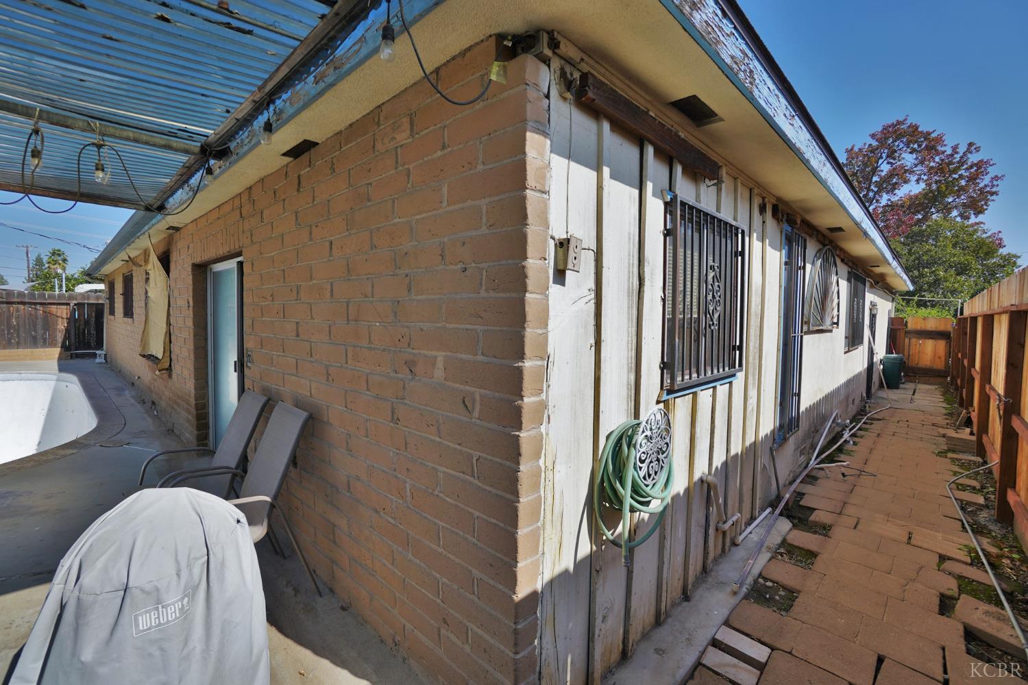 5761 N Orchard St N, Fresno, CA 93710