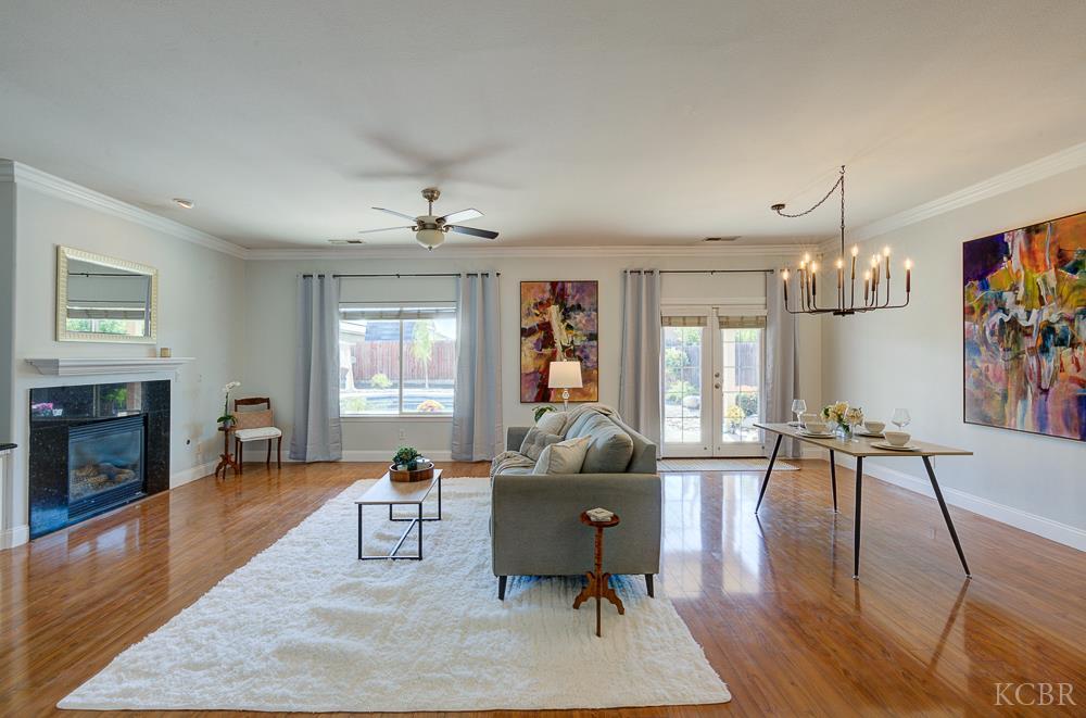 1113 Maple Ave, Fowler, CA 92056