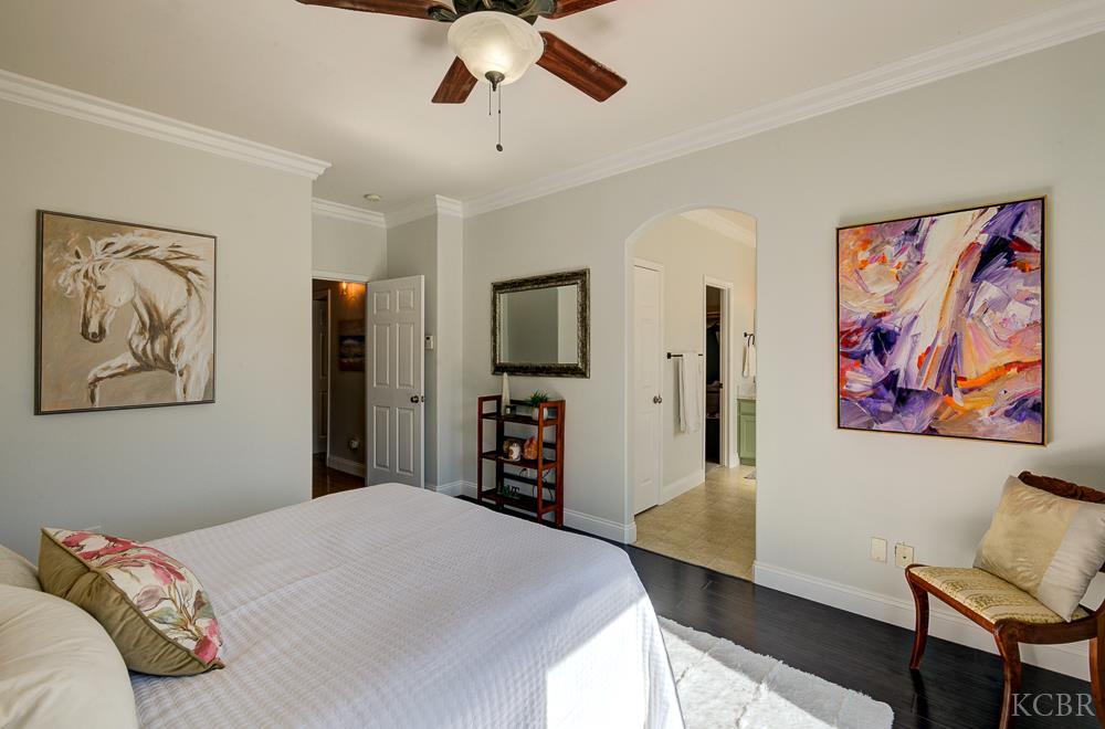 1113 Maple Ave, Fowler, CA 92056