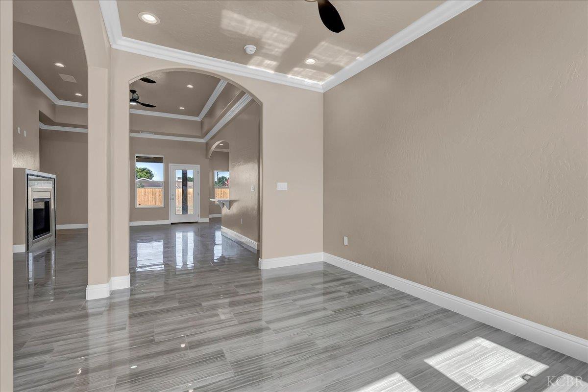 2210 N Douty, Hanford, CA 93230