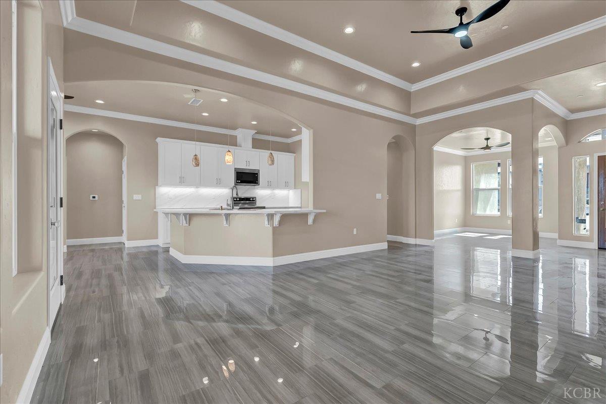 2210 N Douty, Hanford, CA 93230