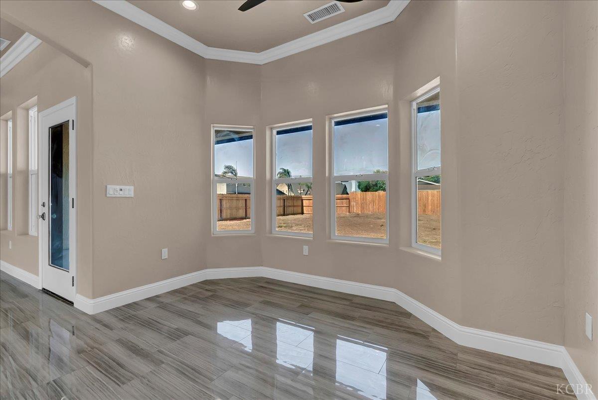 2210 N Douty, Hanford, CA 93230