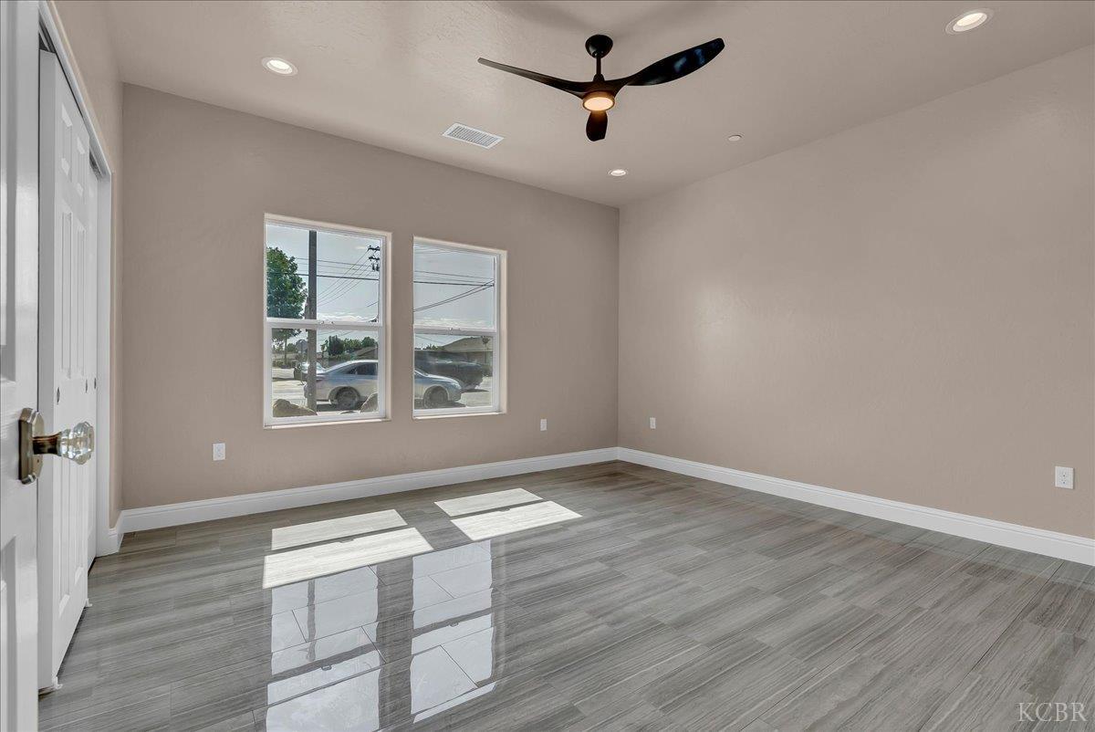 2210 N Douty, Hanford, CA 93230