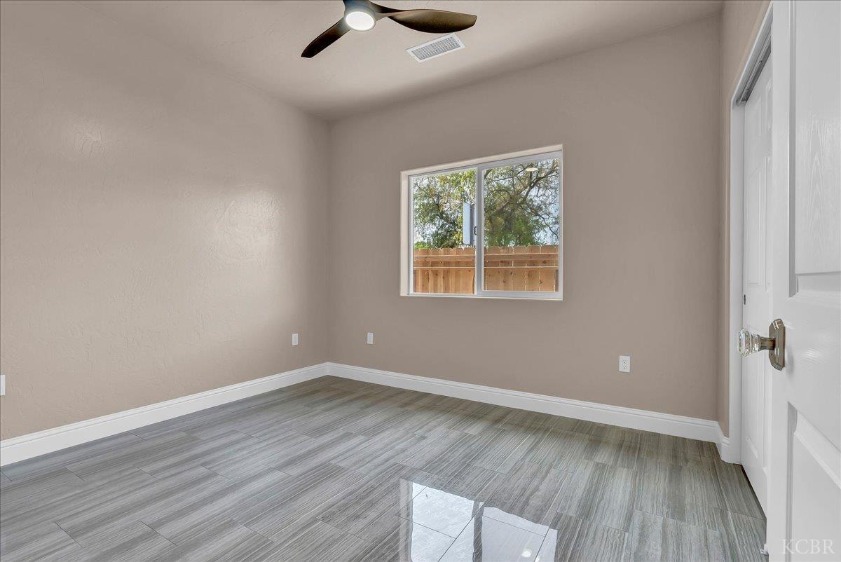 2210 N Douty, Hanford, CA 93230