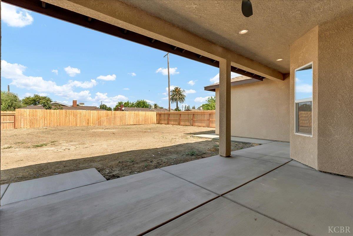 2210 N Douty, Hanford, CA 93230