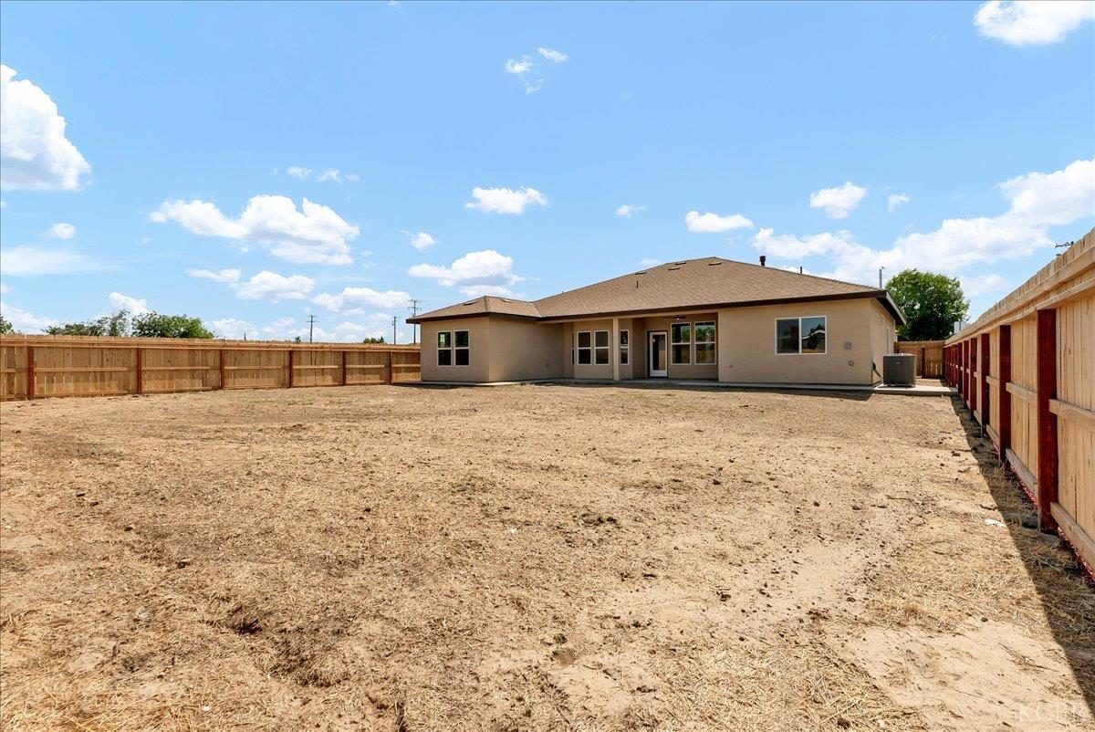 2210 N Douty, Hanford, CA 93230