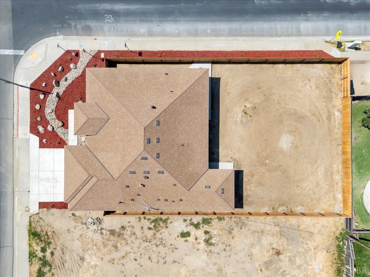 2210 N Douty, Hanford, CA 93230