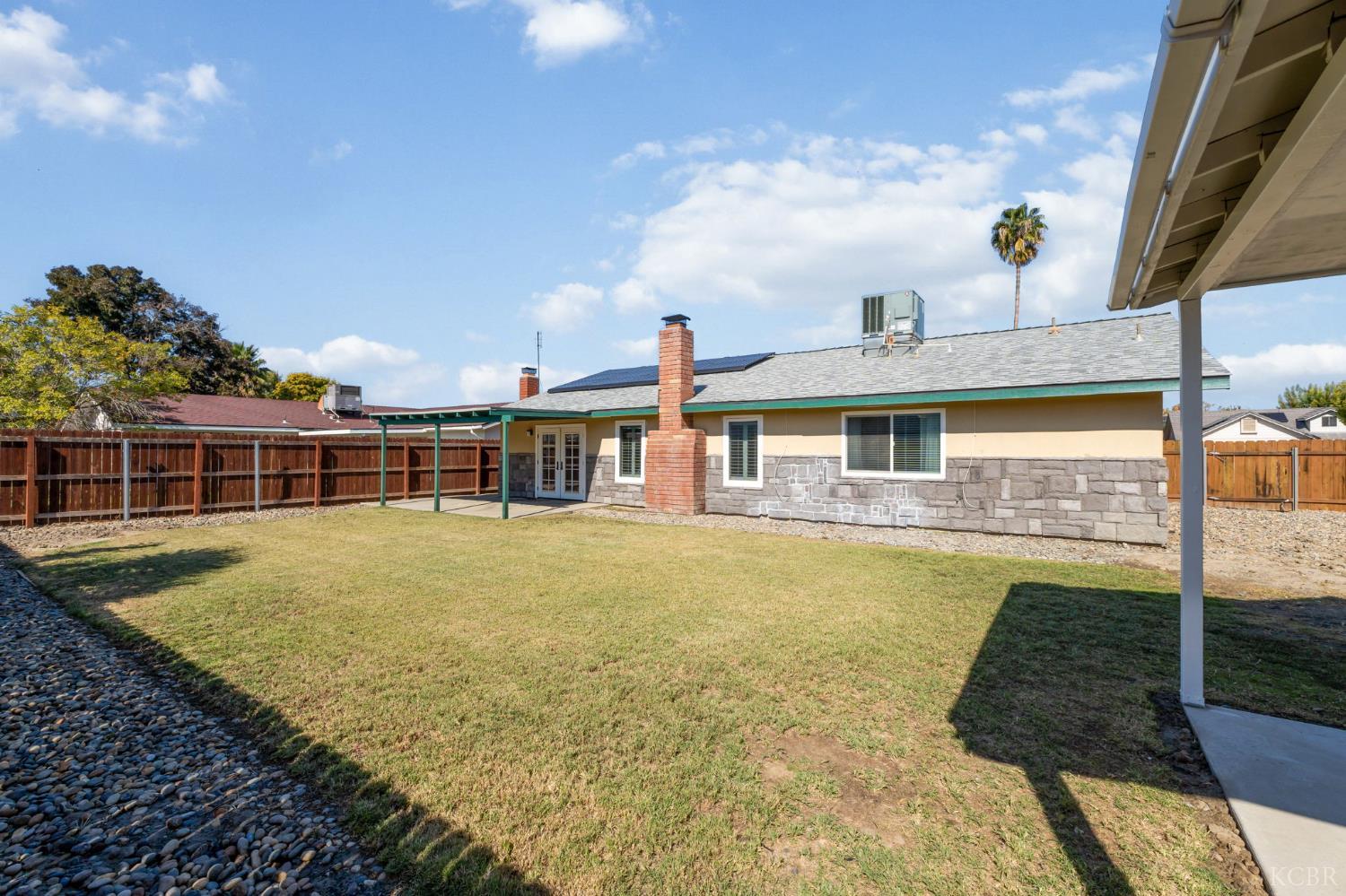 1463 Cedar Ln, Lemoore, CA 93245