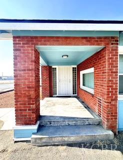 432 Central Ave, Hanford, CA 93230