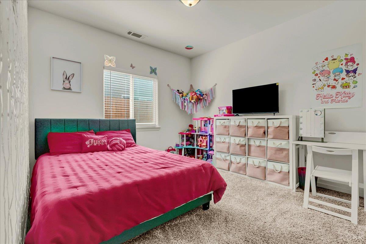 1104 E Ventura St, Avenal, CA 93204